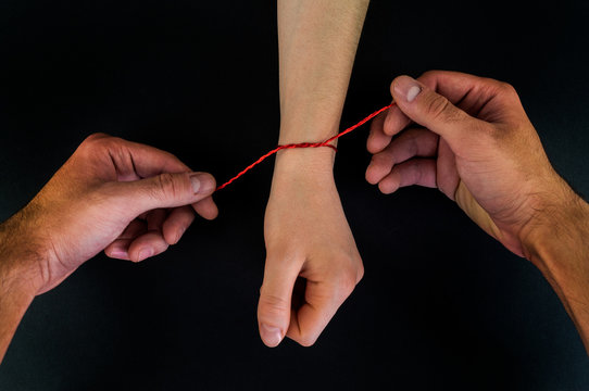 Unraveling the Mystery: The Meaning Behind the 7 Knot Red Bracelet -  Abebe+Booker