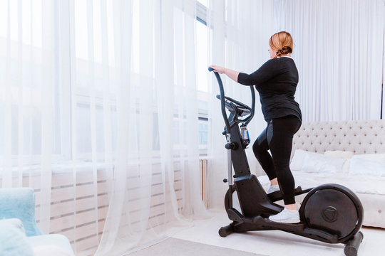 Cardiostrong ex60 elliptical cross trainer best sale