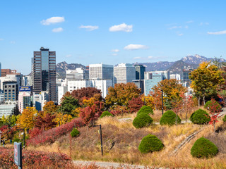 Obraz premium Namsan Park and view of modern district in Seoul