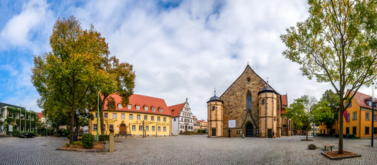 Martin Luther Platz und Kirche, Schweinfurt, Bayern, Deutschland 