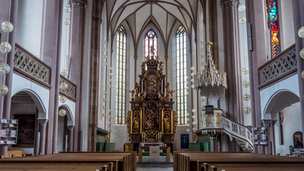 Fototapeta na wymiar Altar and apse of the church of Saint Peter in Kulmbach