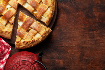 Traditional apple pie