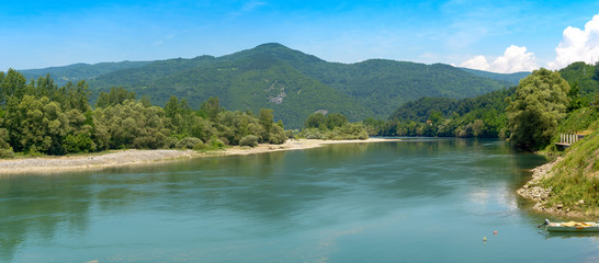 Fototapeta na wymiar Clean water flow through the mountains - Drina River of Europe