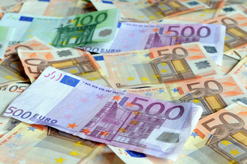 soldi euro banconote varie da 500, 200, 100,50 - denaro e ricchezza 
