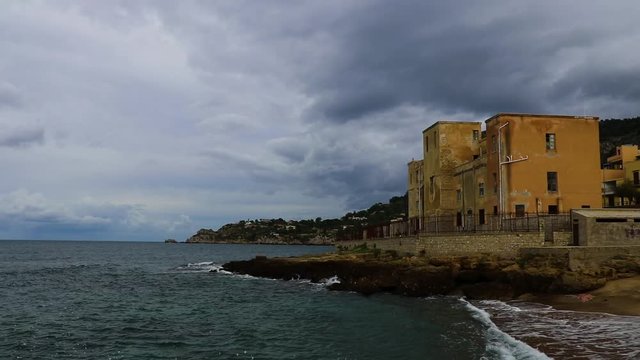 La costa di Aspra nella frazione di Bagheria in Sicilia