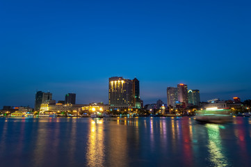 Fototapeta na wymiar Saigon River Cityscape