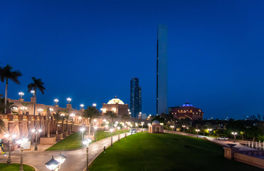 Obraz premium Abu Dhabi, United Arab Emirates - November 1, 2019: Etihad towers skyscrapers at the downtown Abu Dhabi
