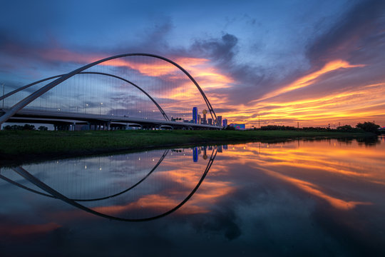 The New I30 Bridge In Downtown Dallas Texas At Sunrise