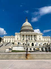 Naklejka premium capitol building with steps