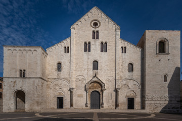 Fototapeta na wymiar Basilica san Nicola Bari Italy