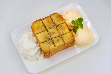Honey toast with vanilla ice cream
