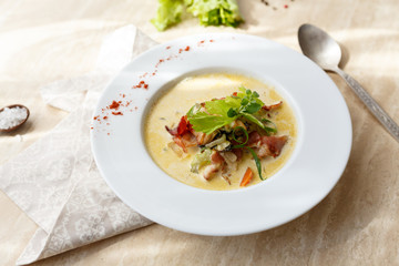 vegetable cream soup with bacon