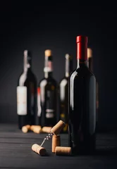 Möbelaufkleber Flasche und Glas Rotwein © stenkovlad