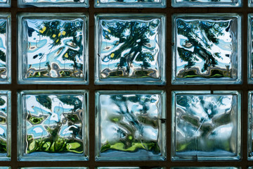 reflect in the glass box.