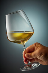 glass on white wine