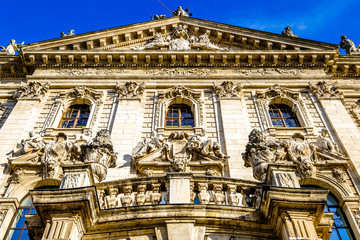 Fototapeta na wymiar historic munich courthouse