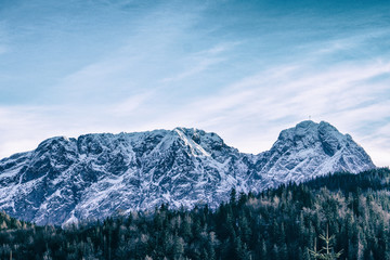 Giewont-zima-mountain-tatry