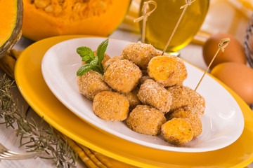 Pumpkin chicken meatballs.