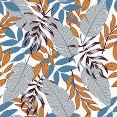 Tropical seamless pattern with colorful plants and leaves. Summer design, vector illustration. Summer background with exotic leaves. Exotic wallpaper, Hawaiian style. Seamless vector texture.