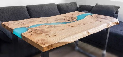 Obraz na płótnie Canvas large wooden slab table, beautiful modern table