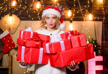 Obraz na płótnie Canvas Celebrating New Year. happy new year. delivery christmas gifts. Woman and christmas time. girl with gift box. winter holidays and vacation. Christmas shopping. merry christmas