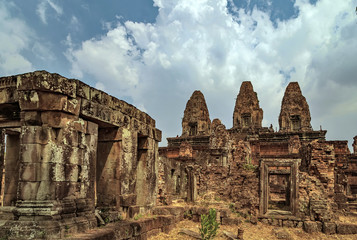 Pre Rup Eastern Mebon Angkor wat Lost ancient Khmer city jungle Siem Reap Cambodia