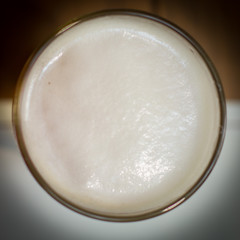 vista superior vaso de cerveza