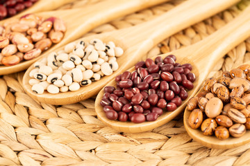 Fototapeta premium Beans in the spoons