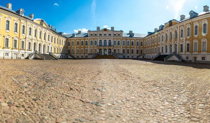 Fototapeta na wymiar Rundale Palace in Latvia