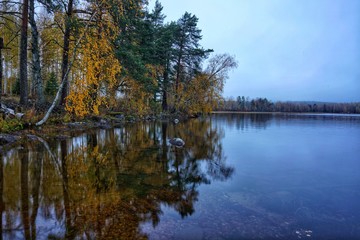 Fototapeta na wymiar Reflection in the lake