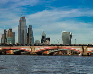 Fototapeta na wymiar London skyline 