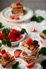 Strawberry bars with strawberry jam