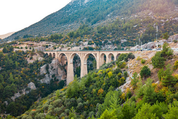 Obraz premium Varda Railway Bridge in Adana city of Turkey. Historical, ancient old railway german bridge