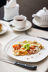 omelet with vegetables and ham