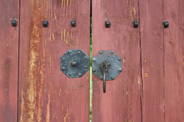 An old door in a palace in Seoul