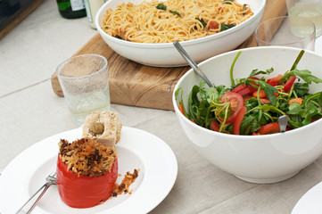 Mediteranes Essen, draußen 