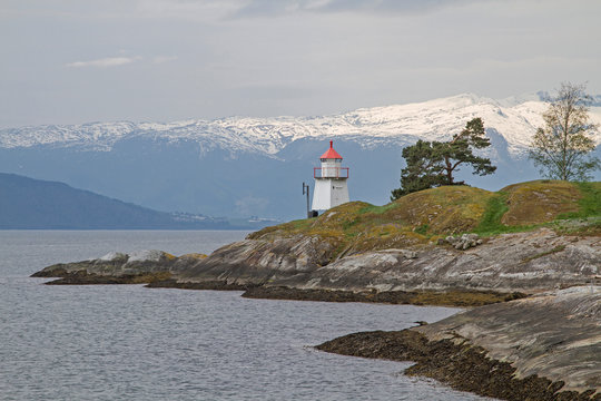 Leuchtturm am Sognefjord