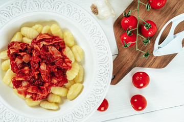 Bacon And Tomato Gnocchi Pasta