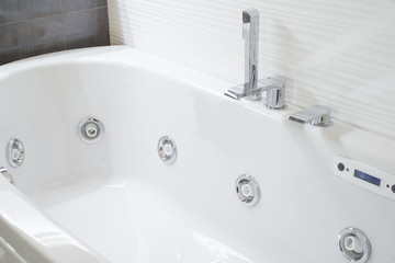 Fototapeta premium bathroom close-up. Large white bathroom in a modern interior