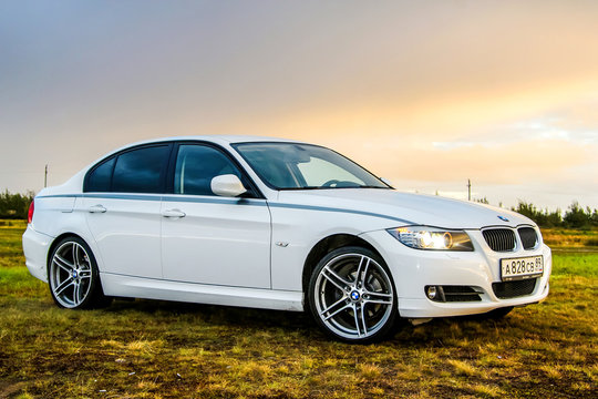 BMW E90 318i