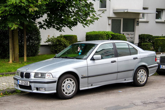 BMW E36 3-series