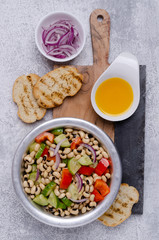 Salad with beans and fresh vegetables