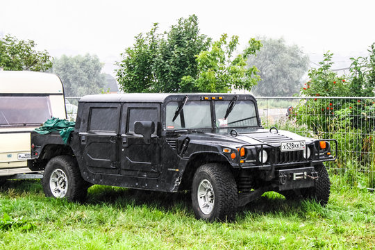 Foto Stock Hummer H1 | Adobe Stock