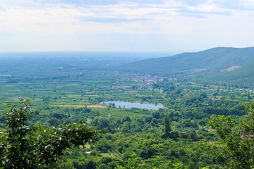 Fototapeta na wymiar Amazing aerial view to the valley from Edessa viewpoint, Greece