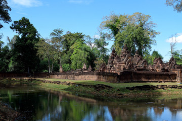 Fototapeta na wymiar Temple in the Angkor complex, Siem Reap, Cambodia.