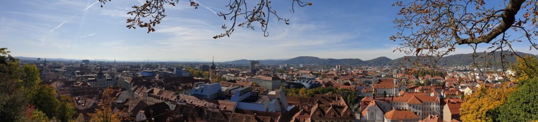 Fototapeta premium Herbstpanorama Graz