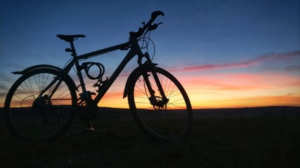 Fototapeta na wymiar Bike in sunset