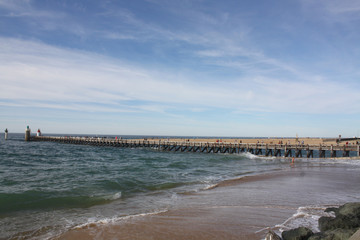 Die Seebrücke in Capbreton. Südwest Frankreich.