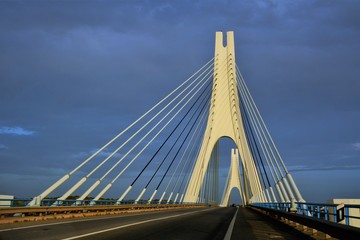 Fototapeta premium the road bridge over the river Arade in Portimao - Portugal 01.Nov.2019