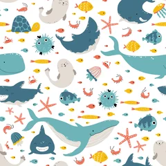 Fotobehang Zeedieren Zeedieren en vissen. Vector naadloos patroon in eenvoudige cartoon handgetekende stijl. Kinderachtige Scandinavische illustratie is ideaal voor het afdrukken op textiel, stoffen, kleding, inpakpapier.